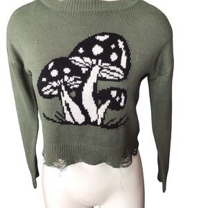 Stylish Mushroom Graphic Crop Sweater in Green